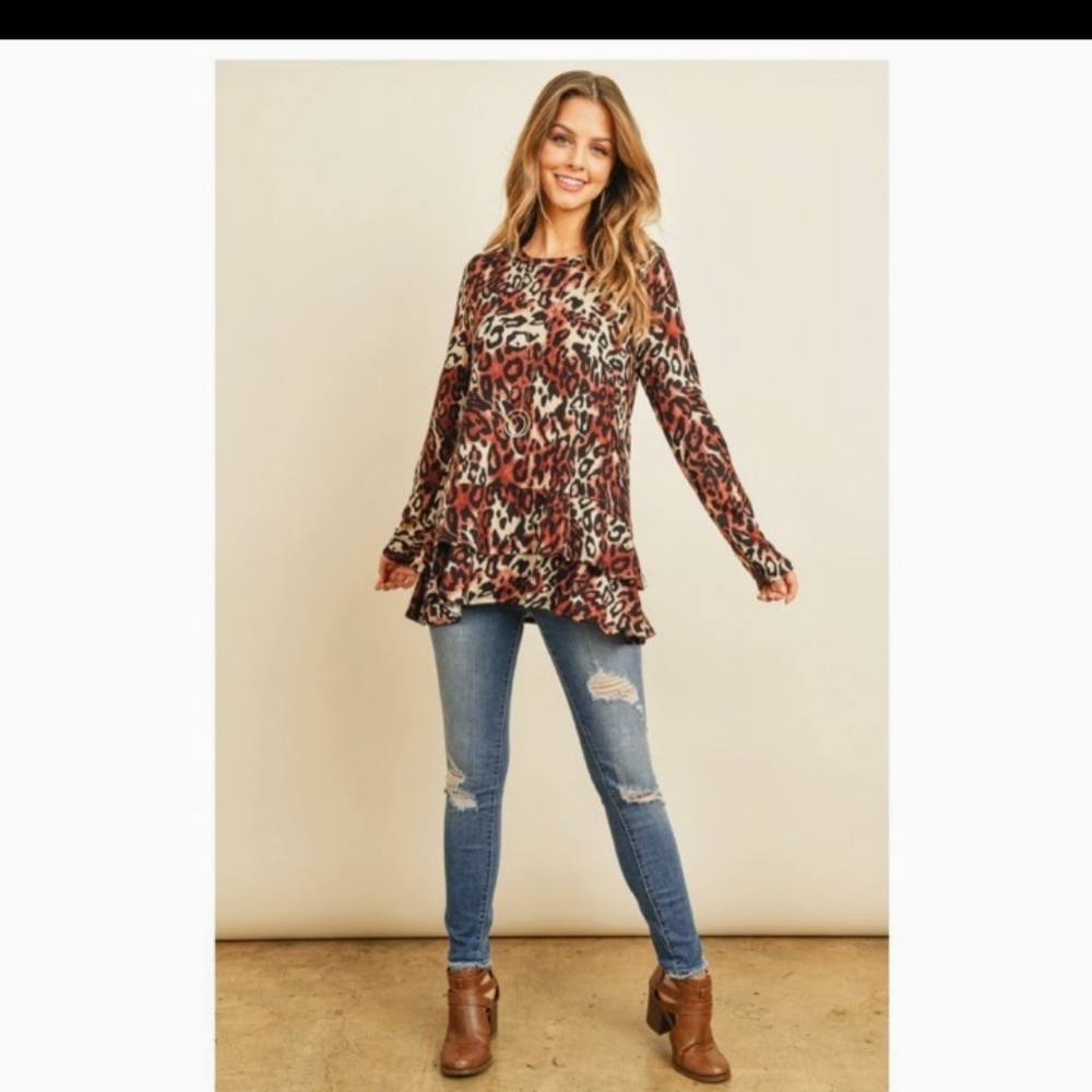 By Perfect 🍑 tops f0r women in 🐆 print